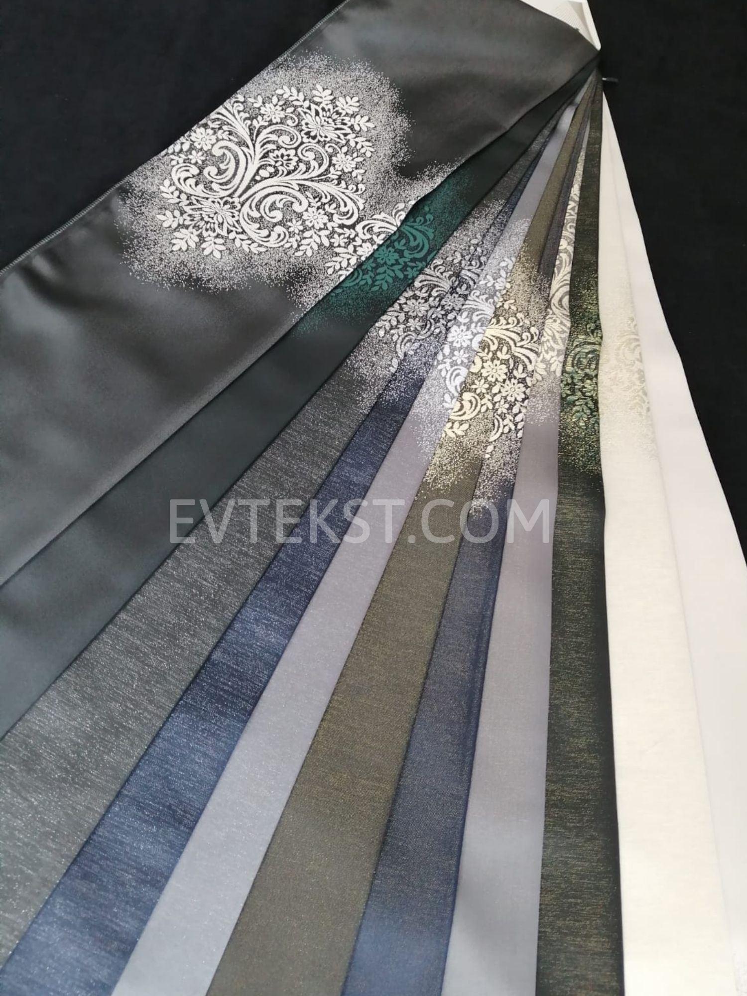 Mozart Taç pano fon 300 cm